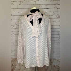 DNKY Blouse Swiss Dot Size XL 
Office Spring Summer Church Sheet Lightweight